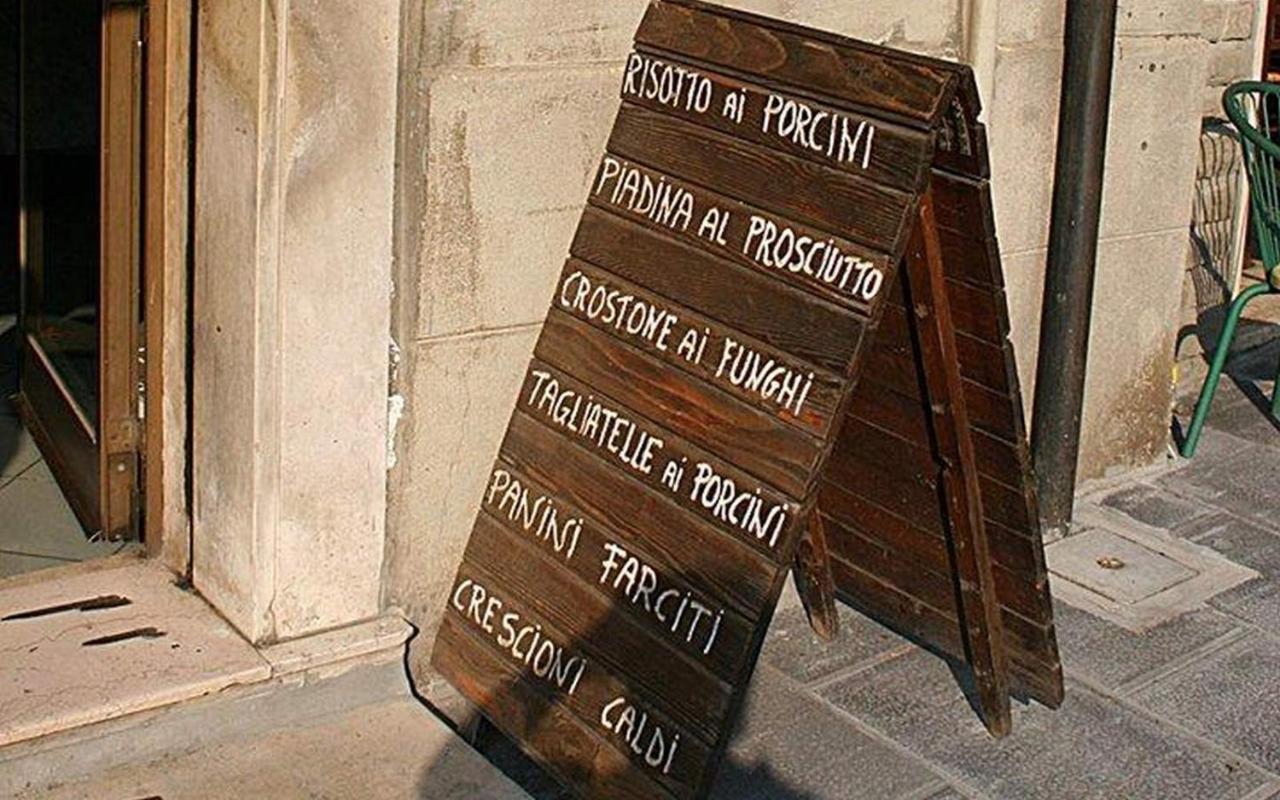 La Casa Di Gloria - Residence Affitta Camere باديا براتاغليا المظهر الخارجي الصورة